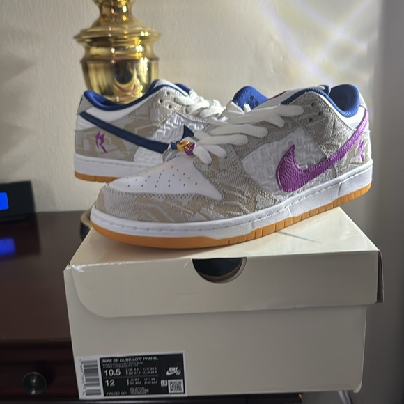 Nike SB Dunk Low Rayssa Leal size 10.5 - Picture 5 of 6